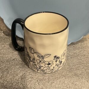 10 Strawberry Street Floral Black and Cream Mug